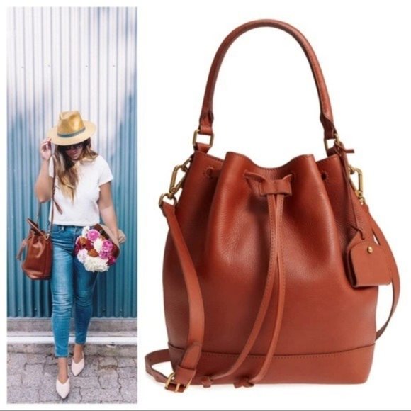 Madewell Handbags - Madewell Lafayette Bucket Bag